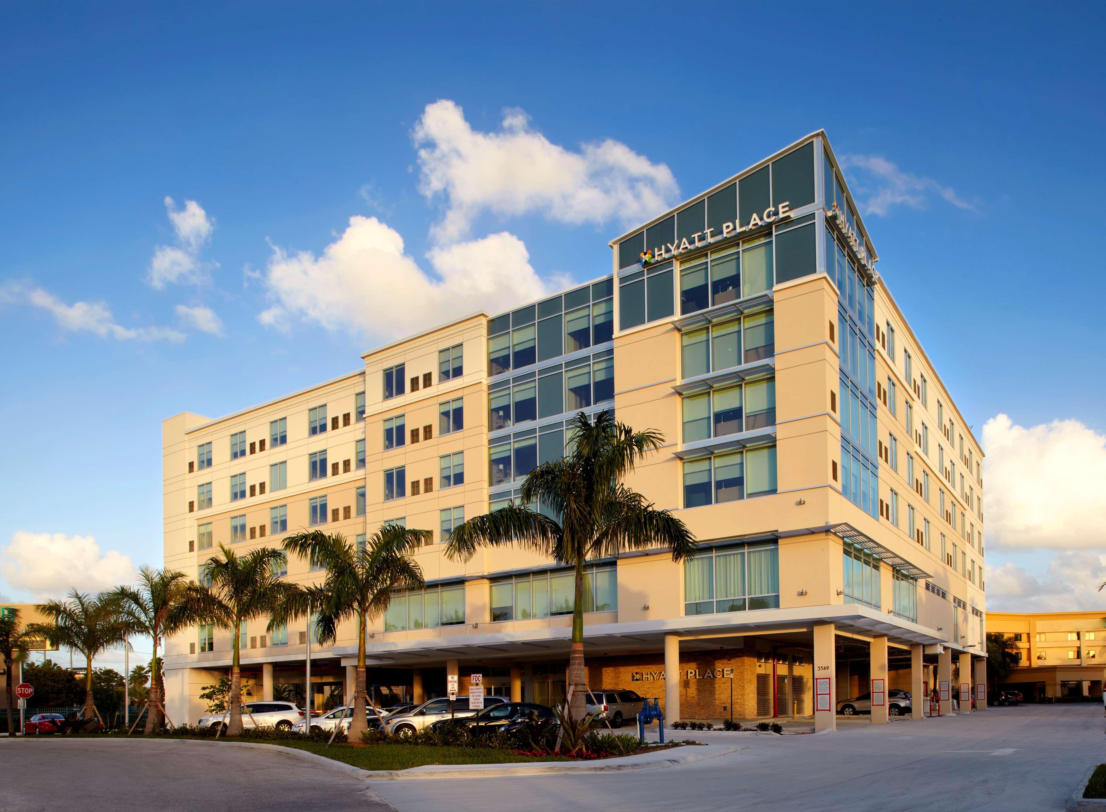 ไฮแอท เพลซ ไมอามี แอร์พอร์ต อีสต์ Hotel Miami Springs ภายนอก รูปภาพ